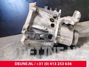 Używane Skrzynia biegów Toyota ProAce 1.6 D-4D 95 16V Cena € 850,00 Procedura marży oferowane przez van Deijne Onderdelen Uden B.V.
