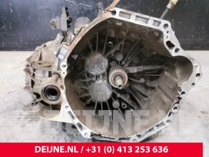 Used Gearbox Opel Vivaro 1.6 CDTI 95 Euro 6 Price € 1.028,50 Inclusive VAT offered by van Deijne Onderdelen Uden B.V.