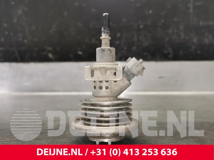 Używane Wtryskiwacz AdBlue Opel Vivaro 1.6 CDTI 95 Euro 6 Cena € 90,75 Z VAT oferowane przez van Deijne Onderdelen Uden B.V.