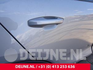 Used Handle Volvo C40 Recharge (XK) Recharge Twin Price on request offered by van Deijne Onderdelen Uden B.V.