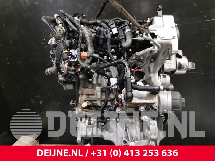 Motor de un Fiat Doblo Cargo (263) 1.6 D Multijet 2010