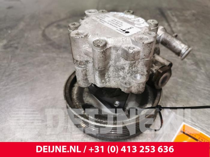 Usagé Pompe de direction Fiat Doblo Cargo (263) 1.6 D Multijet Prix € 48,40 Prix TTC proposé par van Deijne Onderdelen Uden B.V.