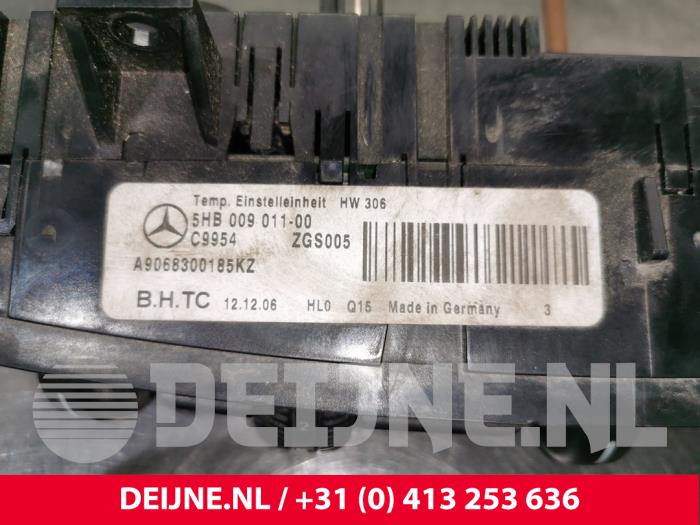 Panel de control de calefacción de un Mercedes-Benz Sprinter 3,5t (906.63) 310 CDI 16V 2016