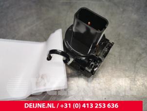Gebrauchte Temperatursensor innen Volvo V60 II (ZW) 2.0 D4 16V Preis € 30,00 Margenregelung angeboten von van Deijne Onderdelen Uden B.V.