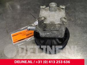 Used Power steering pump Volvo XC90 I 2.4 D5 20V Price € 120,00 Margin scheme offered by van Deijne Onderdelen Uden B.V.