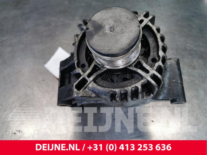Begagnade Dynamo Fiat Doblo Cargo (263) 1.3 MJ 16V DPF Euro 5 Pris € 48,40 Inklusive moms erbjuds av van Deijne Onderdelen Uden B.V.