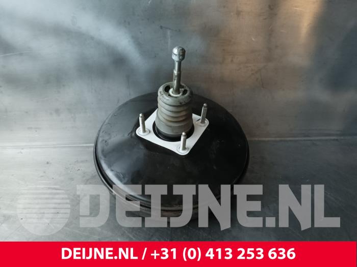 Usados Servofreno Fiat Doblo Cargo (263) 1.3 MJ 16V DPF Euro 5 Precio € 36,30 IVA incluido ofrecido por van Deijne Onderdelen Uden B.V.