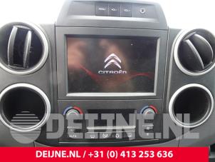 Usagé Display unité de contrôle multi media Citroen Berlingo 1.6 BlueHDI 75 Prix sur demande proposé par van Deijne Onderdelen Uden B.V.