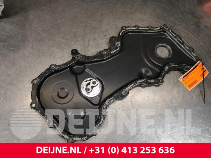 Usagé Couvercle de distribution Opel Movano 2.3 CDTi 16V FWD Prix € 121,00 Prix TTC proposé par van Deijne Onderdelen Uden B.V.