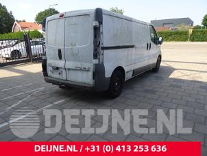 Używane Naroznik zderzaka prawy tyl Opel Vivaro 1.9 DI Cena € 30,25 Z VAT oferowane przez van Deijne Onderdelen Uden B.V.