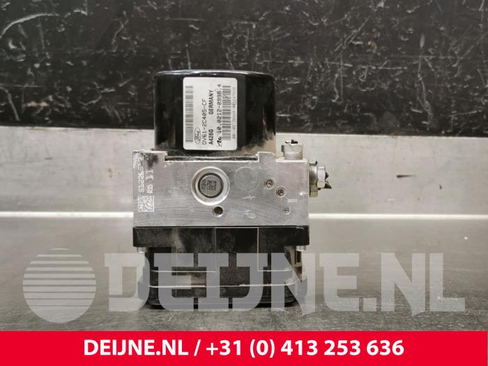 Usagé Bloc ABS Ford Transit Connect Prix € 181,50 Prix TTC proposé par van Deijne Onderdelen Uden B.V.