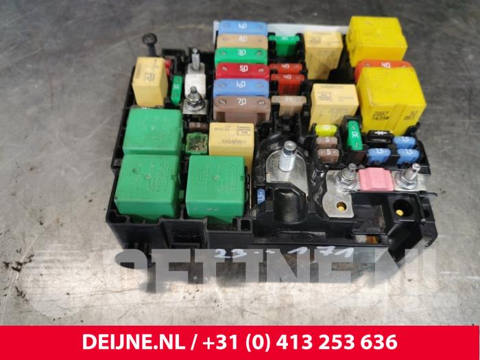 Fuse box Toyota ProAce 1.6 D-4D 95 16V - 9808959080 TOYOTA