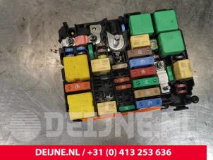 Gebrauchte Sicherungskasten Toyota ProAce 1.6 D-4D 95 16V Preis € 200,00 Margenregelung angeboten von van Deijne Onderdelen Uden B.V.