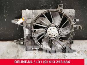 Używane Zestaw chlodnicy Renault Kangoo Express (FW) 1.5 dCi 90 FAP Cena € 272,25 Z VAT oferowane przez van Deijne Onderdelen Uden B.V.