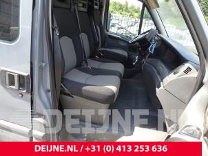 Used Front seatbelt, centre Iveco New Daily IV 35C14V, C14V/P, S14C, S14C/P, S14V, S14V/P Price on request offered by van Deijne Onderdelen Uden B.V.