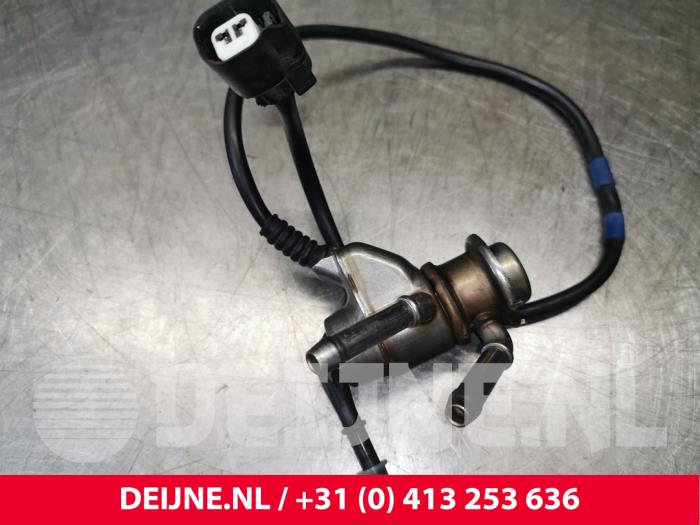 Adblue Injector from a Ford Transit Custom 2.0 TDCi 16V Eco Blue 130 2020