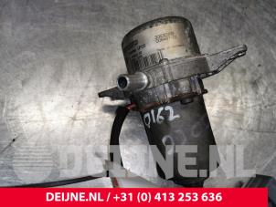 Used Vacuum pump (petrol) Volvo S80 (TR/TS) 2.9 SE 24V Price € 50,00 Margin scheme offered by van Deijne Onderdelen Uden B.V.