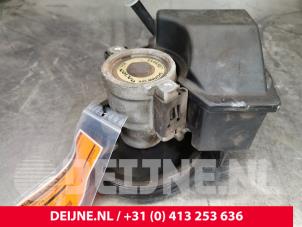Used Power steering pump Volvo V70 (GW/LW/LZ) 2.5 10V Price € 50,00 Margin scheme offered by van Deijne Onderdelen Uden B.V.