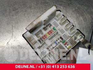 Used Fuse box Renault Kangoo Express (FW) 1.5 dCi 85 Price € 60,50 Inclusive VAT offered by van Deijne Onderdelen Uden B.V.