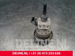 Used Adblue Injector Opel Vivaro B 1.6 CDTI 95 Euro 6 Price € 181,50 Inclusive VAT offered by van Deijne Onderdelen Uden B.V.