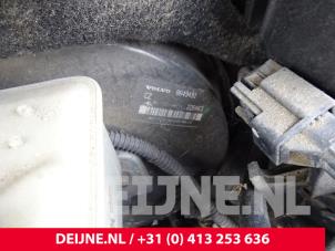 Used Brake servo Volvo XC70 (SZ) XC70 2.4 T 20V Price on request offered by van Deijne Onderdelen Uden B.V.