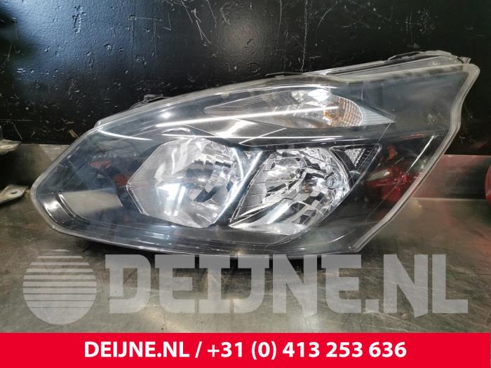 Używane Reflektor lewy Ford Transit Custom 2.2 TDCi 16V Cena € 121,00 Z VAT oferowane przez van Deijne Onderdelen Uden B.V.
