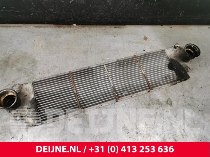 Intercooler d'un Volkswagen Transporter T5 2.5 TDi 2007