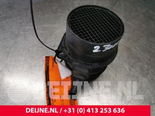 Luftflödesmätare från en Volkswagen Transporter T5 2.5 TDi 2007