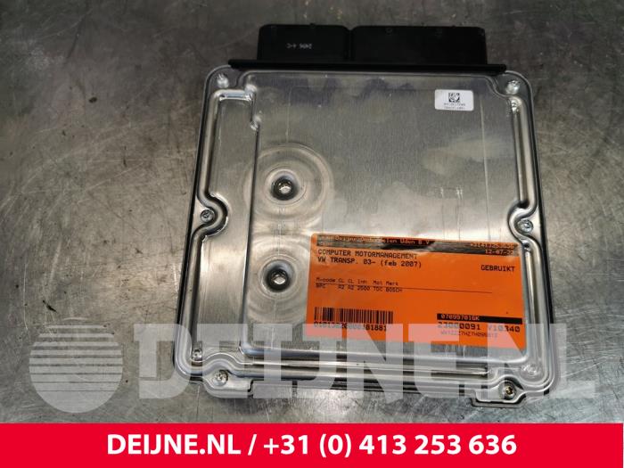 Used Engine management computer Volkswagen Transporter T5 2.5 TDi Price € 272,25 Inclusive VAT offered by van Deijne Onderdelen Uden B.V.