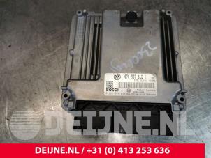 Engine management computer from a Volkswagen Transporter T5 2.5 TDi 2007