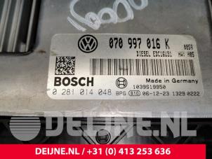 Engine management computer from a Volkswagen Transporter T5 2.5 TDi 2007