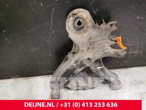 Used Rear lower wishbone, left Mercedes Vito Tourer (447.7) 2.2 114 CDI 16V Price € 151,25 Inclusive VAT offered by van Deijne Onderdelen Uden B.V.