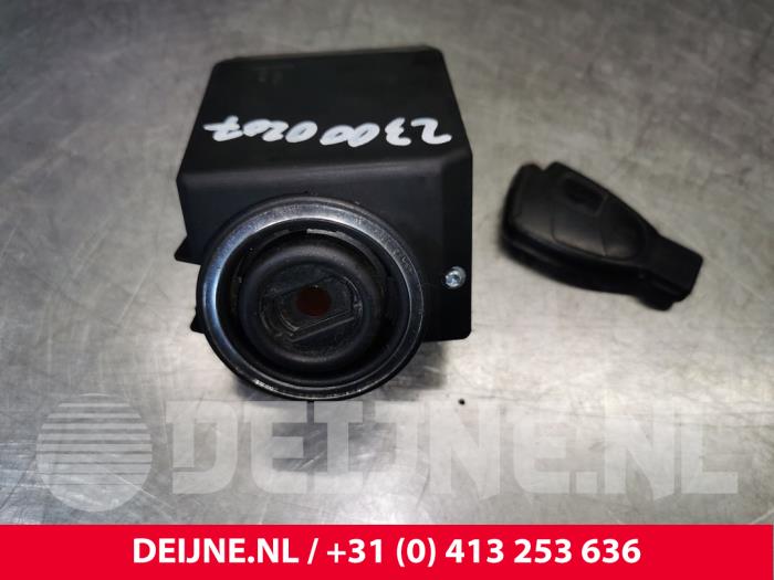 Mercedes Sprinter Ignition locks + keys stock