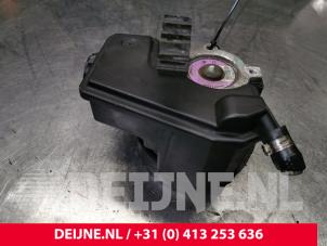Used Power steering pump Peugeot 206 (2A/C/H/J/S) 1.4 XR,XS,XT,Gentry Price € 10,00 Margin scheme offered by van Deijne Onderdelen Uden B.V.