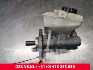 Usagé Cylindre de frein principal Volvo XC70 (SZ) XC70 2.4 T 20V Prix € 75,00 Règlement à la marge proposé par van Deijne Onderdelen Uden B.V.