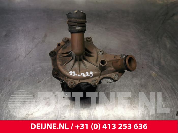 Usagé Pompe de direction Ford Transit Custom 2.2 TDCi 16V Prix € 121,00 Prix TTC proposé par van Deijne Onderdelen Uden B.V.