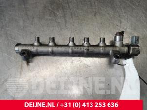 Used Fuel injector nozzle Volvo V60 I (FW/GW) 2.0 D2 16V Price € 90,00 Margin scheme offered by van Deijne Onderdelen Uden B.V.