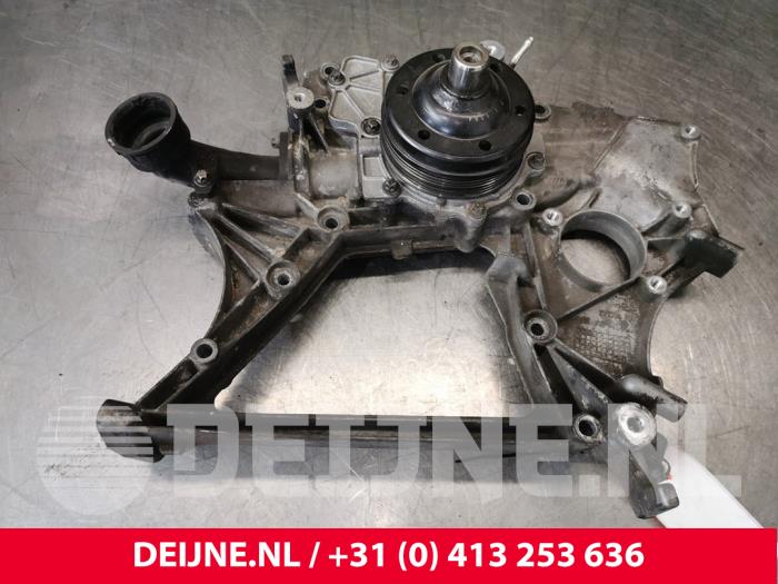 Usagé Support dynamo haut Mercedes Sprinter Prix € 48,40 Prix TTC proposé par van Deijne Onderdelen Uden B.V.