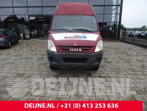 Used Bonnet Iveco New Daily IV 35C12V, 35C12V/P, 35S12V, 35S12V/P Price € 151,25 Inclusive VAT offered by van Deijne Onderdelen Uden B.V.