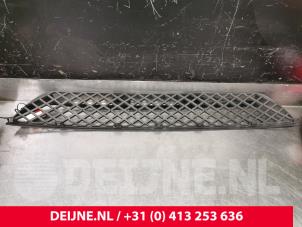 Used Bumper grille Mercedes Sprinter Price € 20,00 Margin scheme offered by van Deijne Onderdelen Uden B.V.