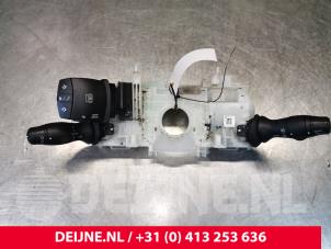 Usagé Commodo d'essuie glace Opel Movano 2.3 CDTi 16V FWD Prix € 121,00 Prix TTC proposé par van Deijne Onderdelen Uden B.V.