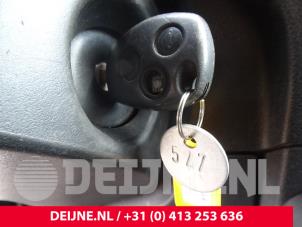 Used Ignition lock + key Opel Movano 2.3 CDTi 16V FWD Price on request offered by van Deijne Onderdelen Uden B.V.