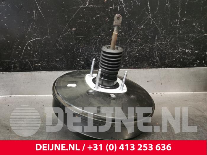 Usagé Servo frein Opel Vivaro 1.6 CDTi BiTurbo Prix € 90,75 Prix TTC proposé par van Deijne Onderdelen Uden B.V.