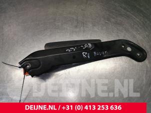Used Headlight frame, right Volkswagen Crafter (SY) 2.0 TDI Price € 24,20 Inclusive VAT offered by van Deijne Onderdelen Uden B.V.