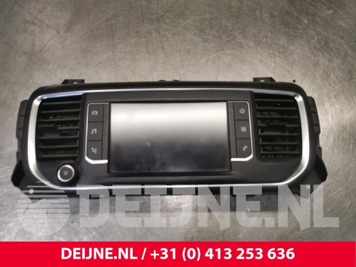 Controlador de pantalla multimedia de un Peugeot Expert (VA/VB/VE/VF/VY) 1.6 Blue HDi 115 2018