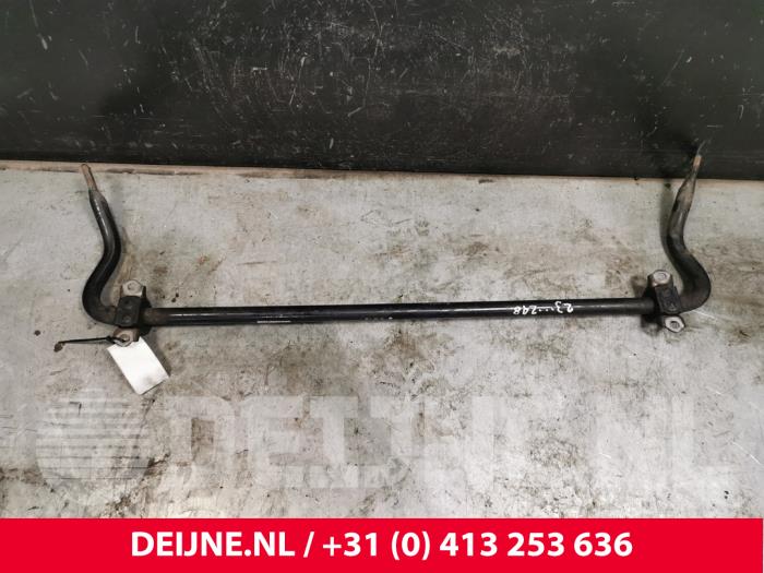 Front anti-roll bar from a Volkswagen Crafter (SY) 2.0 TDI 2017