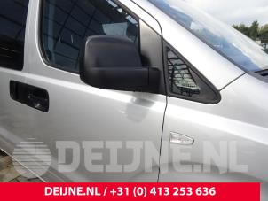 Gebrauchte Dreieckfenster rechts vorne Hyundai H-300 2.5 CRDi Preis auf Anfrage angeboten von van Deijne Onderdelen Uden B.V.