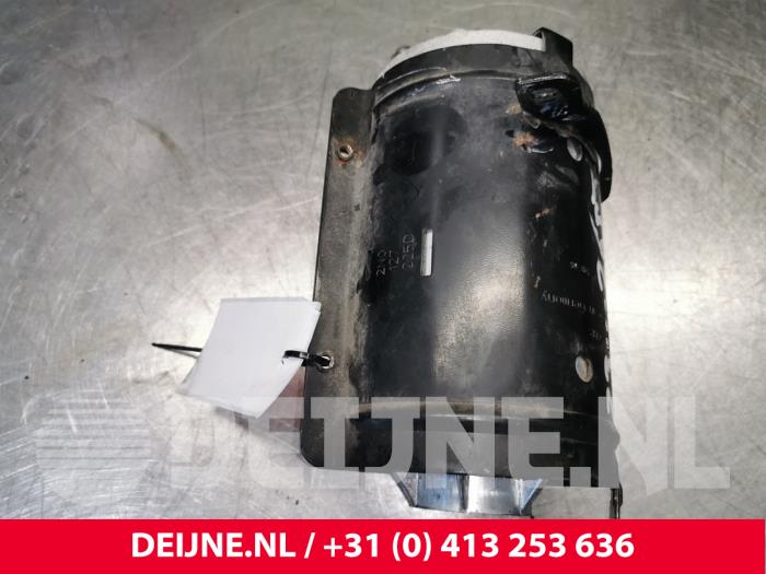 Usagé Filtre carburant Volkswagen Crafter (SY) 2.0 TDI Prix € 90,75 Prix TTC proposé par van Deijne Onderdelen Uden B.V.