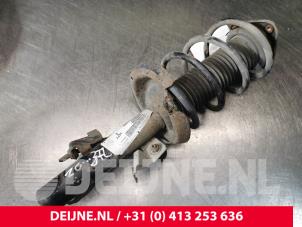 Used Front shock absorber rod, left Volvo S40 (MS) 2.0 16V Price € 40,00 Margin scheme offered by van Deijne Onderdelen Uden B.V.