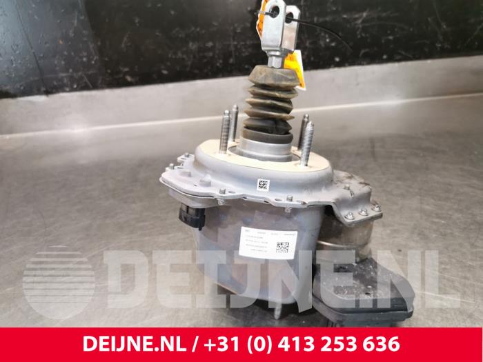 Usagé Servo frein Tesla Model 3 Long Range AWD 75 kWh Prix € 393,25 Prix TTC proposé par van Deijne Onderdelen Uden B.V.
